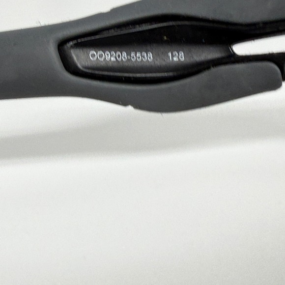 Oakley OO9208 5539 Radar EV Path Prizm Sunglasses Men's Black Blue 21442 - Picture 8 of 9